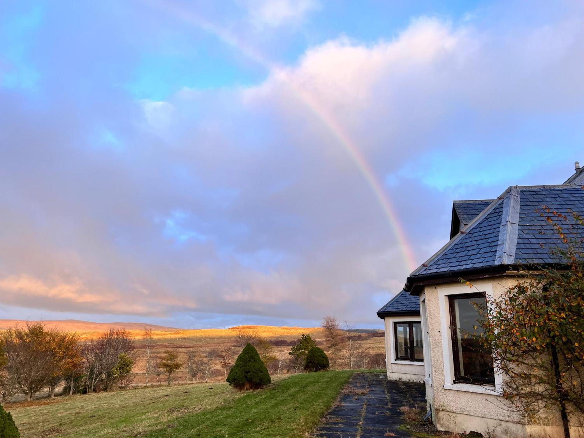 Challenger Lodge Lairg Exterior photo